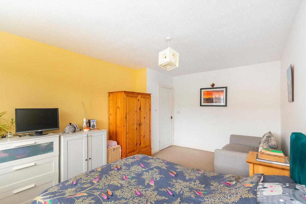 1 L7 ACCD - Bedroom G.jpg