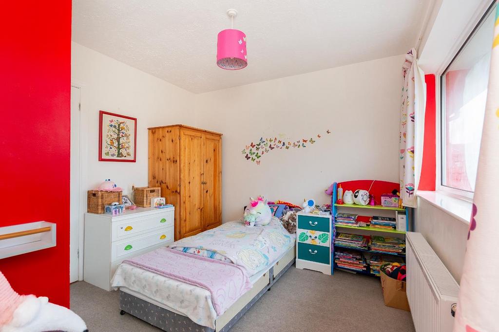 1 L7 ACCD - Bedroom B.jpg