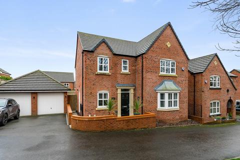 4 bedroom detached house for sale, Collier Way, Upholland, Skelmersdale. WN8 0BY