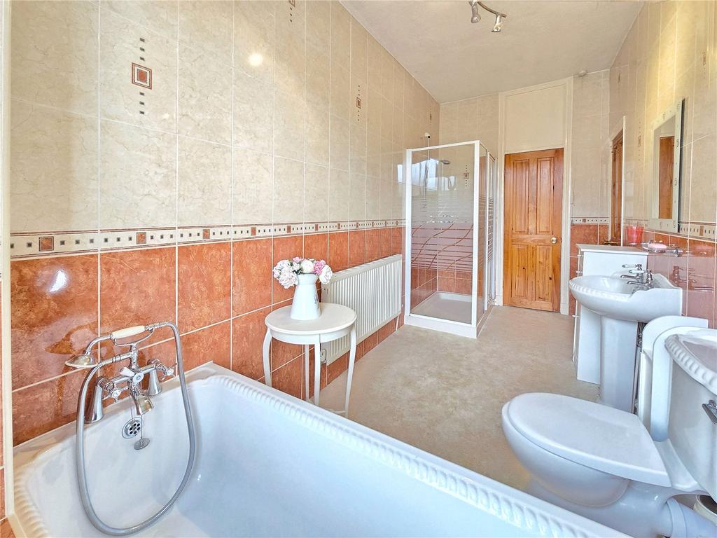Four-Piece Bathroom