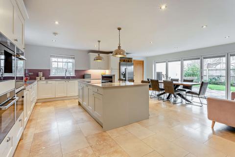 5 bedroom detached house for sale, St. James Court, Therfield, Royston, Hertfordshire