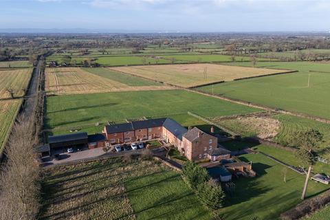 3 bedroom barn conversion for sale, Willington Road, Willington
