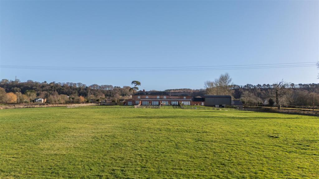3 Manor Farm Barns-055.jpg