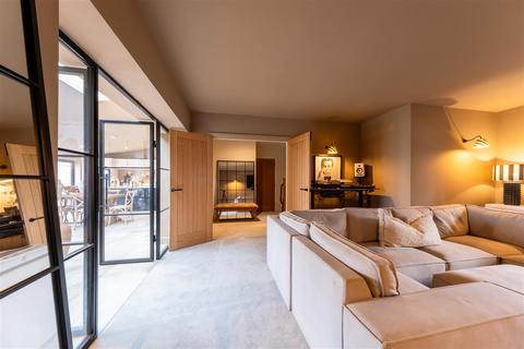 3 bedroom barn conversion for sale, Willington Road, Willington
