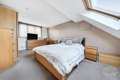 undefined, Rydes Hill Road, Guildford, Surrey, GU2
