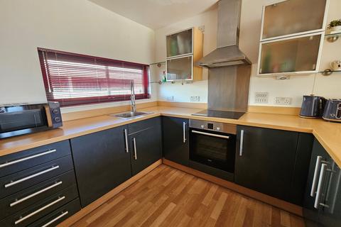 2 bedroom flat for sale, Geoffrey Watling Way, Norwich