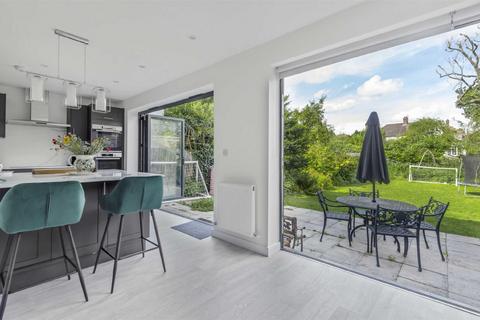 4 bedroom detached house for sale, Greenway, Totteridge