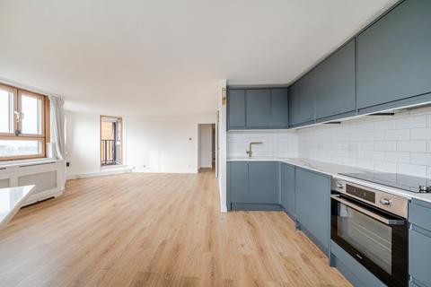 2 bedroom apartment to rent, Worlds End Estate London SW10