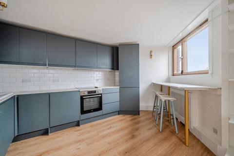 2 bedroom apartment to rent, Worlds End Estate London SW10