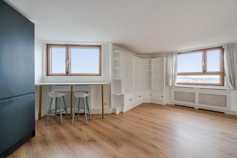 2 bedroom apartment to rent, Worlds End Estate London SW10