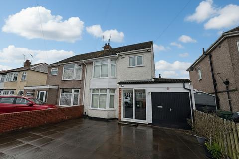 3 bedroom semi-detached house to rent, Fir Tree Avenue, Coventry, CV4