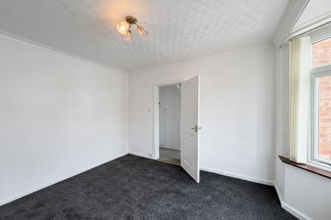 3 bedroom semi-detached house to rent, Fir Tree Avenue, Coventry, CV4
