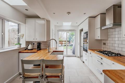 2 bedroom semi-detached house for sale, Earlswood Road, Redhill