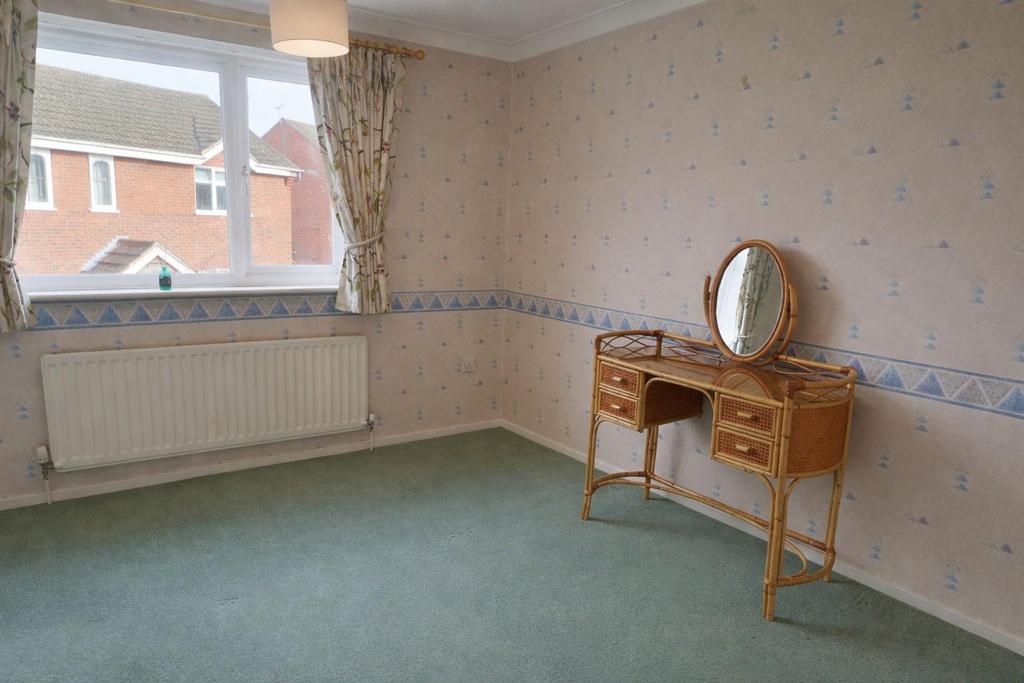 25 severn bedroom.jpg