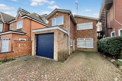 4 bedroom detached house for sale, Lansdowne Road, Luton, Bedfordshire, LU3 1EE