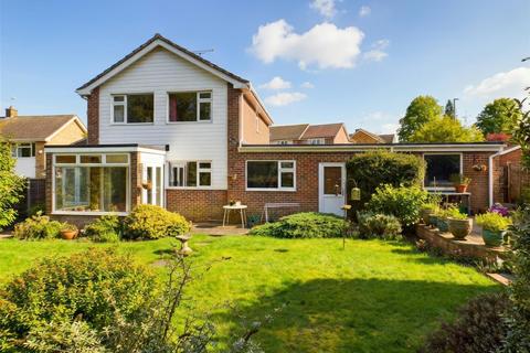 3 bedroom detached house for sale, Carleton Rise, Welwyn