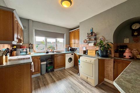 3 bedroom terraced house for sale, Highfield Crescent, Halesowen