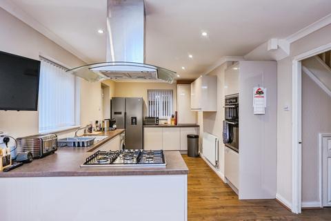 undefined, Swan Crescent, Liverpool, Merseyside, L15