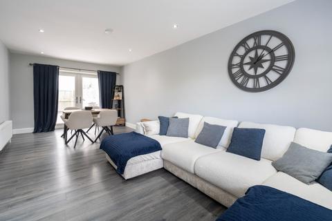 3 bedroom terraced house for sale, Huron Avenue, Livingston, West Lothian, EH54 6LH