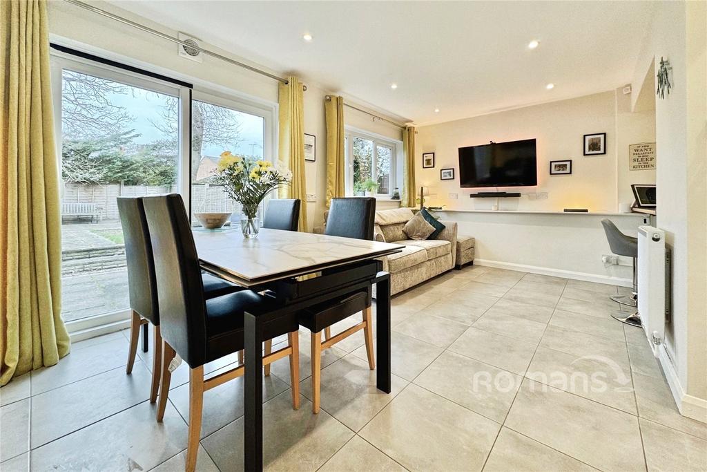 Dining/Family Room