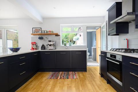 4 bedroom end of terrace house for sale, Locke King Road, Weybridge, KT13