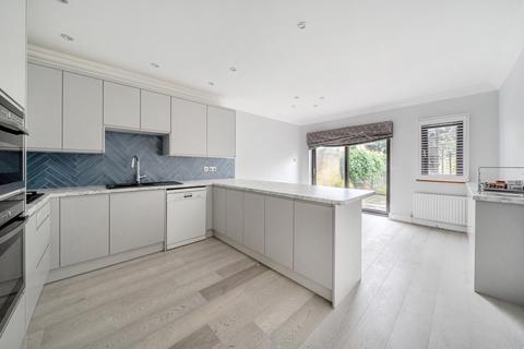 4 bedroom townhouse to rent, Brackenbury Road London W6