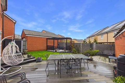 5 bedroom detached house for sale, Cowpasture Drive, Felixstowe, Suffolk, IP11