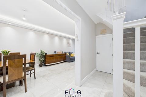 4 bedroom semi-detached house for sale, Golders Manor Drive, NW11