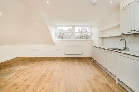 2 bedroom flat to rent, Minster Road, LONDON NW2