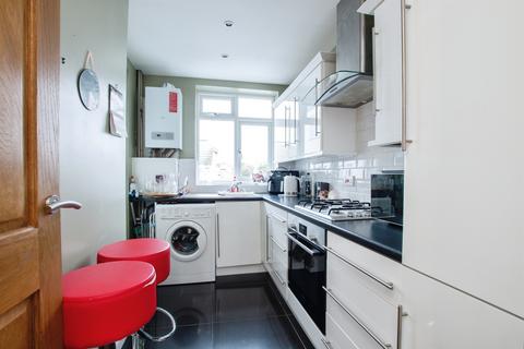 2 bedroom flat for sale, Knyveton Road, Bournemouth