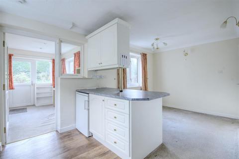 3 bedroom detached house for sale, Lowfield Crescent, Silsden