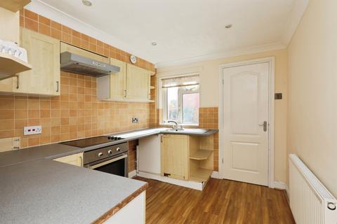 2 bedroom terraced house for sale, Canal Road, Worksop