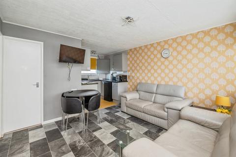 2 bedroom chalet for sale, Beach Road, Hemsby, Great Yarmouth