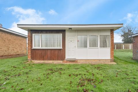 2 bedroom chalet for sale, Beach Road, Hemsby, Great Yarmouth