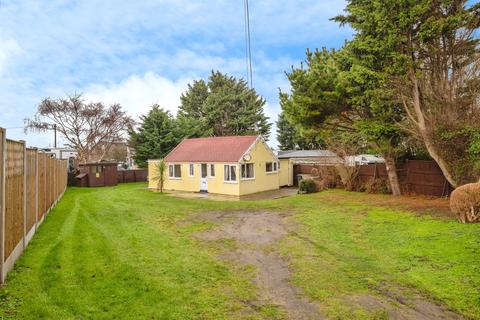 2 bedroom detached bungalow for sale, Newport, Hemsby, Great Yarmouth