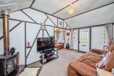 2 bedroom detached bungalow for sale, Newport, Hemsby, Great Yarmouth