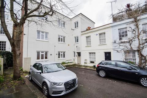2 bedroom flat to rent, Fortess Grove, Kentish Town NW5
