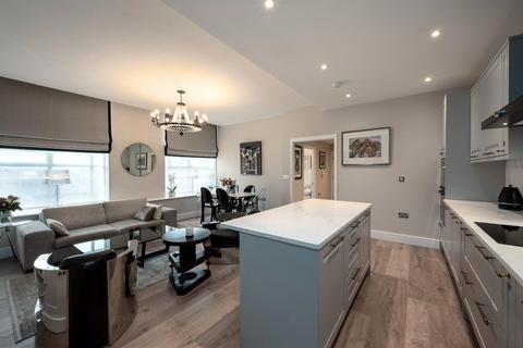 3 bedroom flat to rent, Great West Road, Brentford, TW8