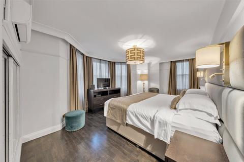 undefined, Prince Of Wales Terrace, Prince Of Wales Terrace, London, W8