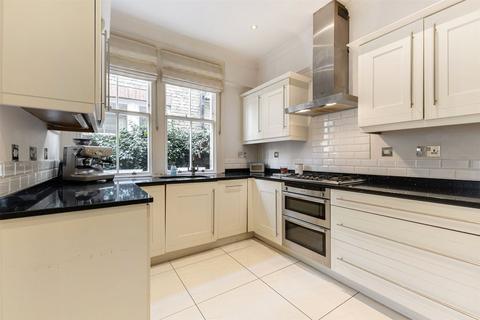 2 bedroom maisonette for sale, Winchester Road, Twickenham, TW1