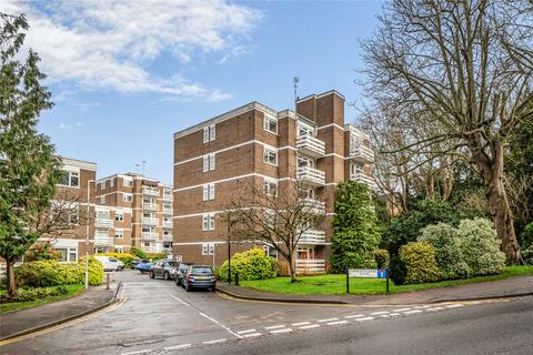 2 bedroom flat for sale, Mountcombe Close, Surbiton KT6