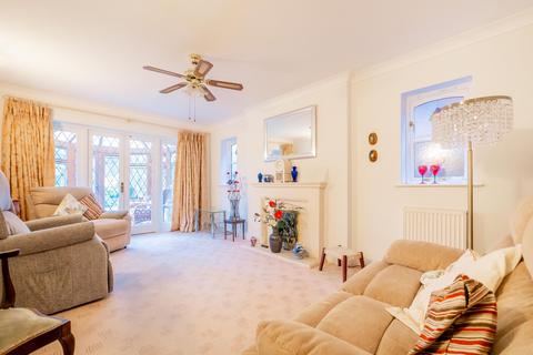 undefined, Mountdale Gardens, Leigh-On-Sea SS9