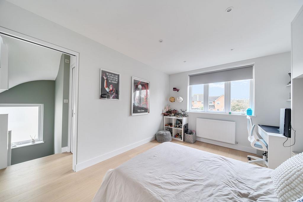 Rear Bedroom
