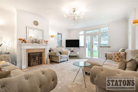 4 bedroom detached house for sale, Chase Side, London, N14