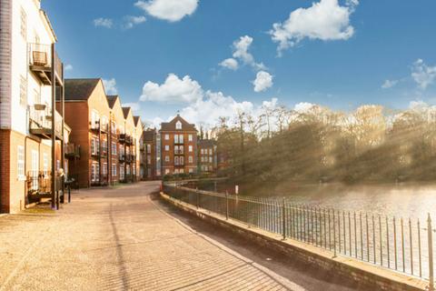 undefined, Colchester CO2