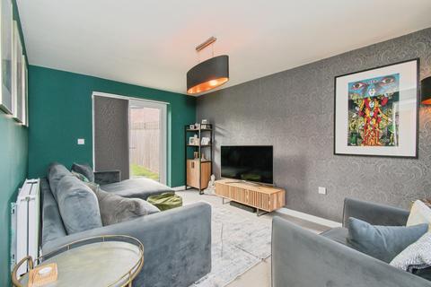 4 bedroom terraced house for sale, Fletchers Way, Castleford, WF10