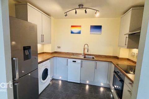 2 bedroom apartment to rent, Mason Way, Park Central