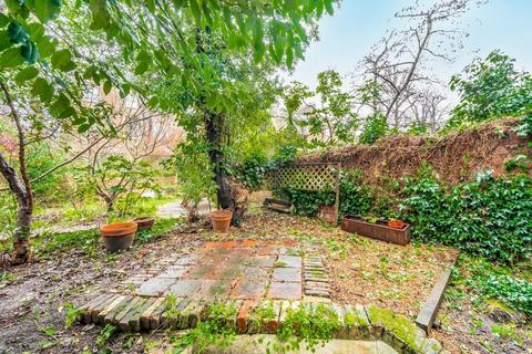 2 bedroom maisonette for sale, South Villas, London NW1