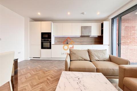 2 bedroom flat for sale, Skyline Apartments, 11 Makers Yard, London, E3