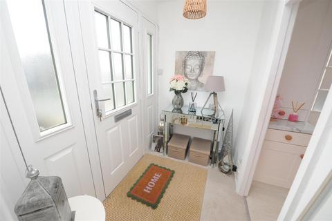 2 bedroom semi-detached bungalow for sale, Bredon Avenue, Wrose, Shipley